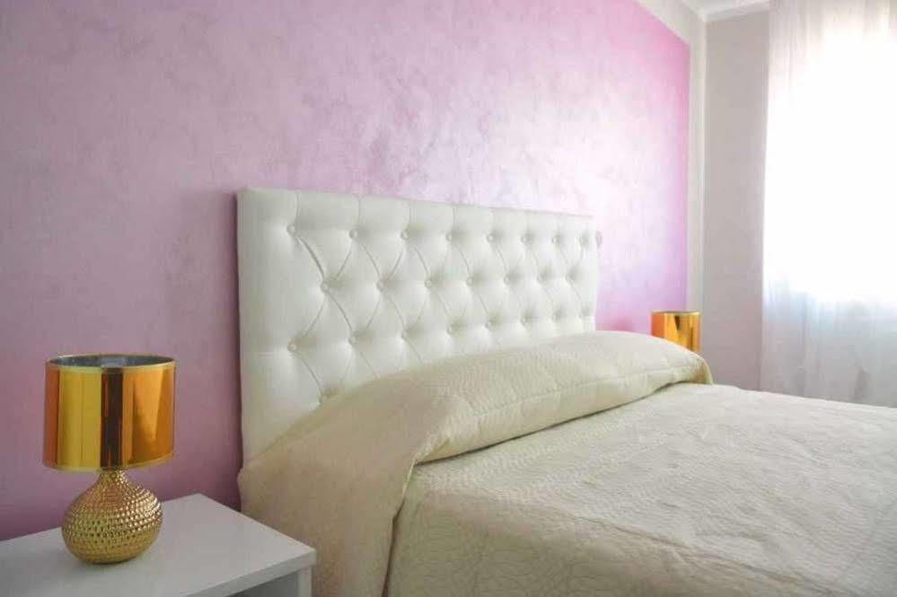 Hotel Oceano Пескиера дел Гарда Екстериор снимка